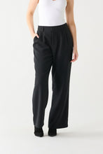 Wide Leg Trouser