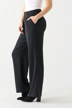 Wide Leg Trouser
