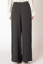 Wide Leg Trouser