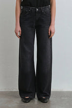 Taylor Straight Leg Jeans