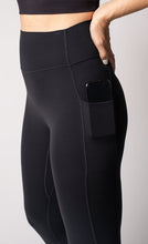 Focus Tight (2 Colours)