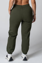 Foundation Jogger (2 Colours)