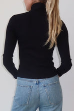 Ribbed Fitted Turtleneck