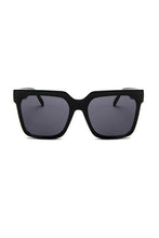 Vanessa Sunnies