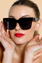 Vanessa Sunnies