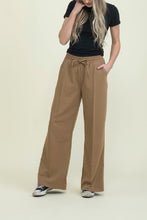 Chloe Wide Leg Pull-On Pant