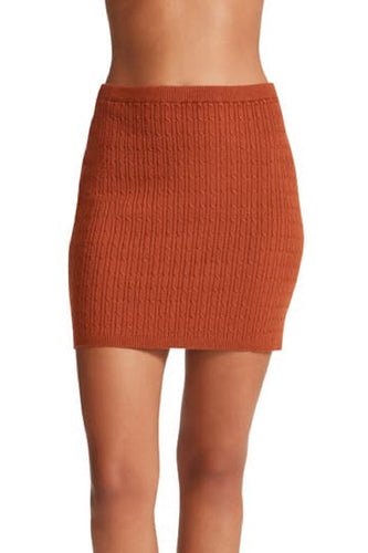 Cable Attraction Skirt